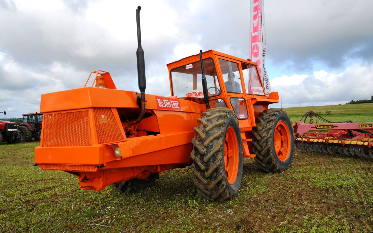 Machinery Focus: Bi Som Trac - the top tandem tractor from France