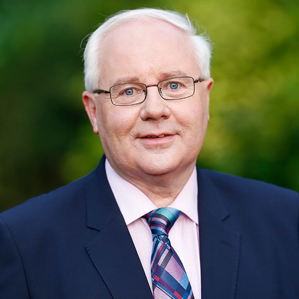 Former Ag Minister calls for 'proper intervention price' for dairy sector
