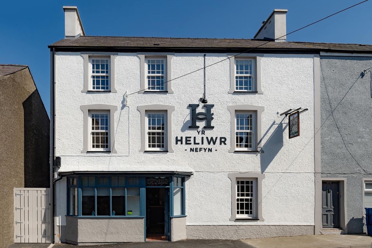 Rhug Estate helps residents of Nefyn grow fresh produce for community pub