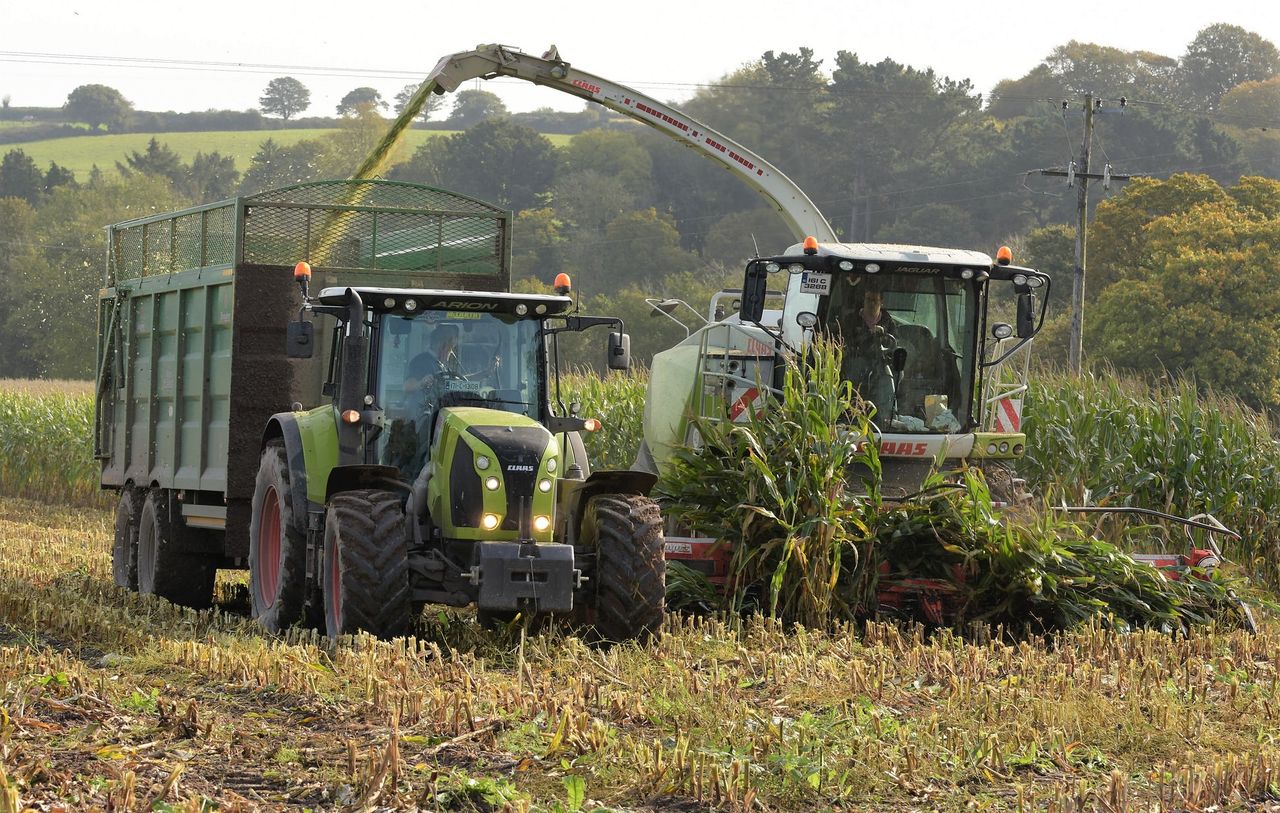 'Concept' controls point to interior of next-generation farm machinery