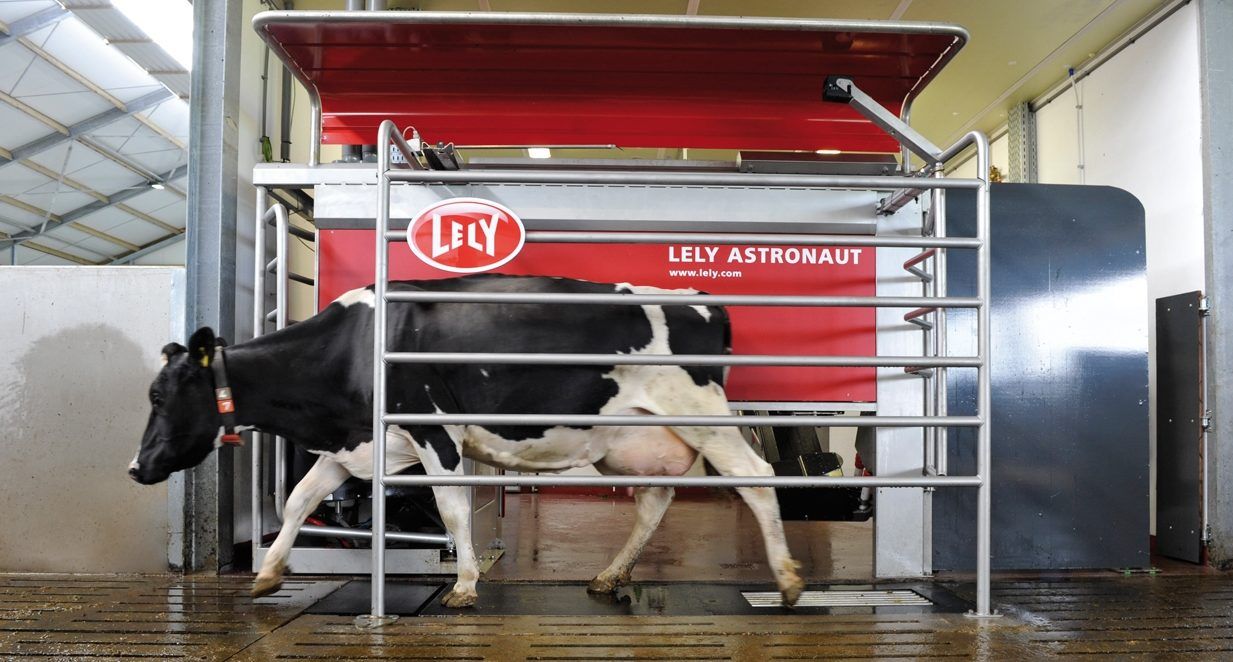 Lely milking robots to join the machinery lineup in Farming Simulator