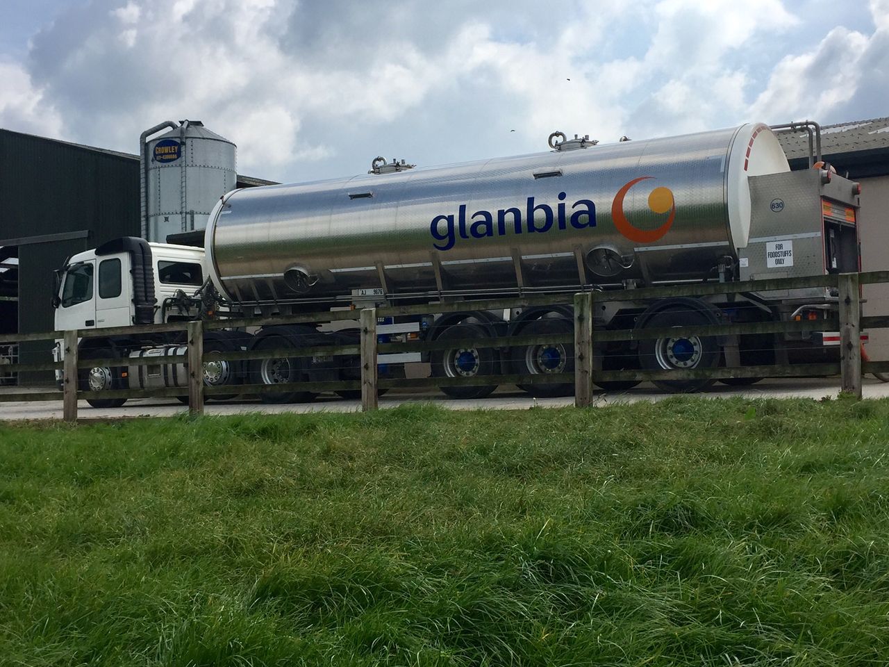 Glanbia Cheese announces changes – and bonuses – to NI milk payment policy