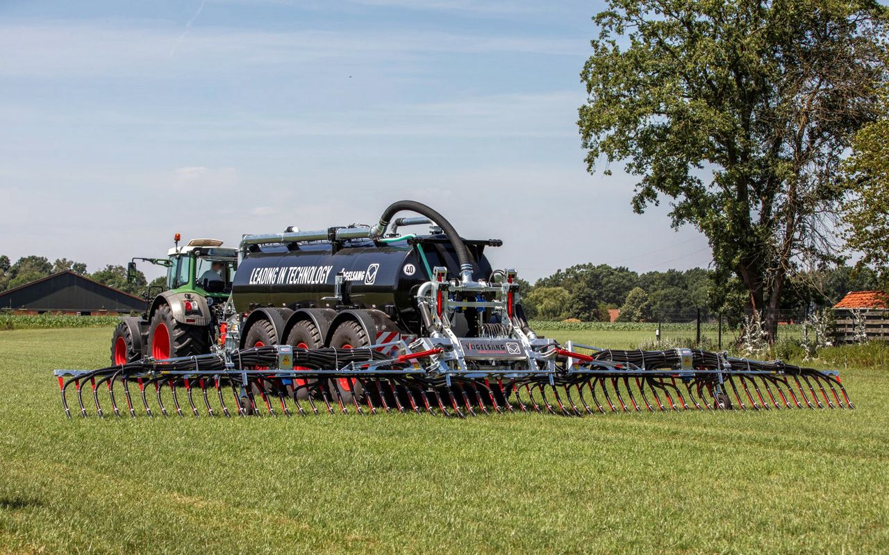 Vogelsang updates its range of booms and macerators