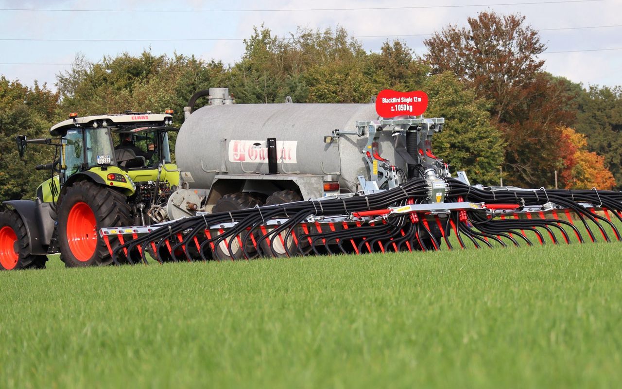 Vogelsang introduces lighter BlackBird booms