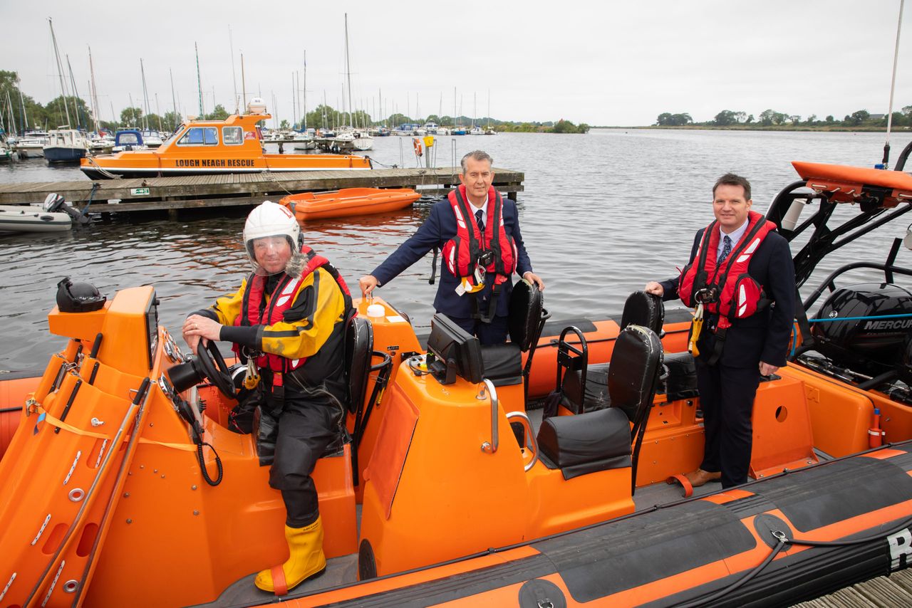 Minister Poots visits Lough Neagh Rescue Service