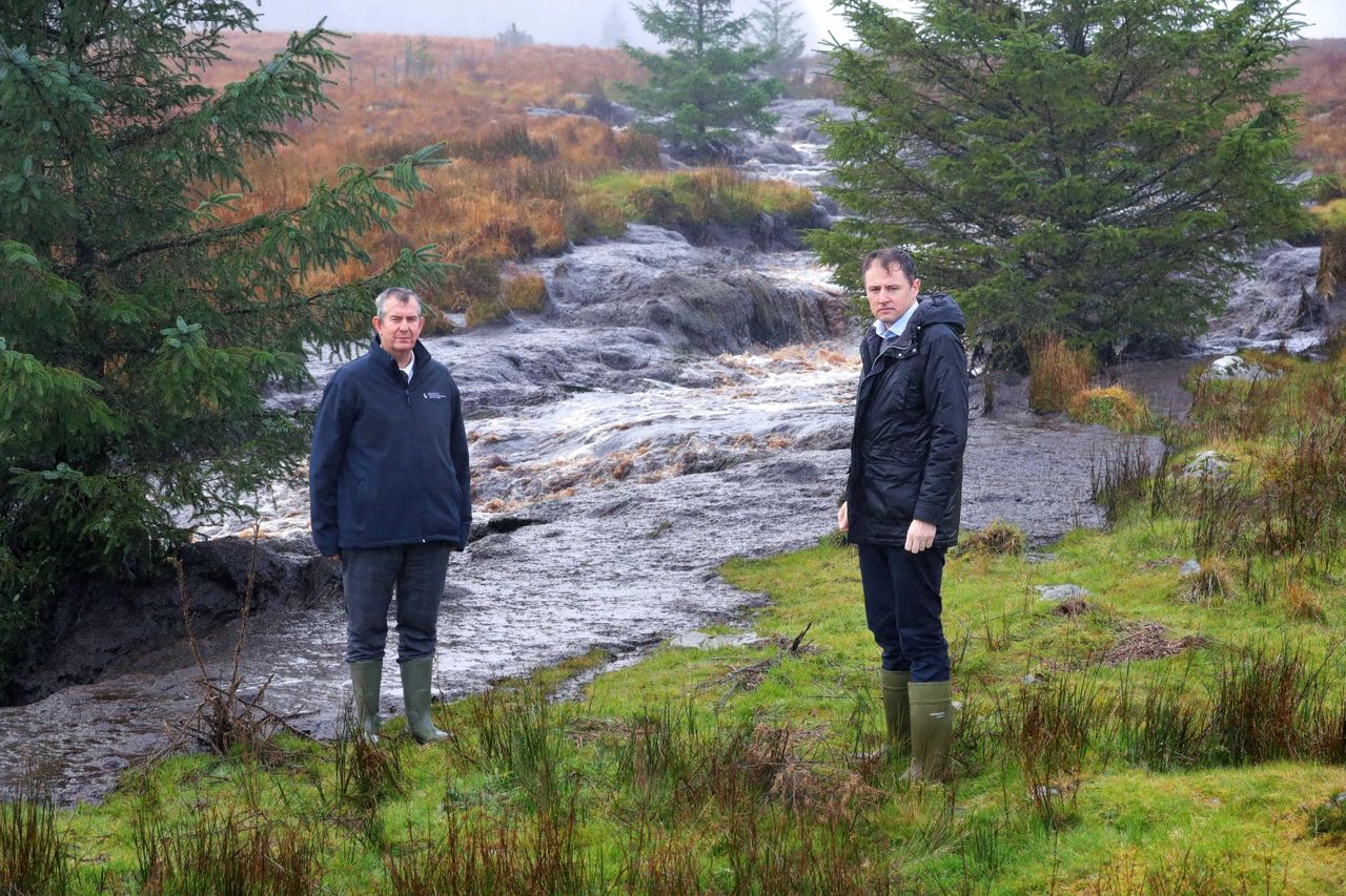 Peat slide: Ministers ‘shocked’ at devastation as cross-border response group visits site