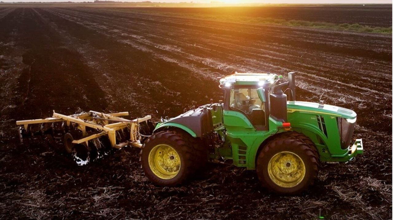 US Sugar deploys fleet of autonomous John Deere tractors