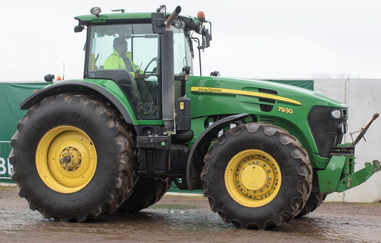 Auction report: ‘Green’ bargains at monster April tractor sale?