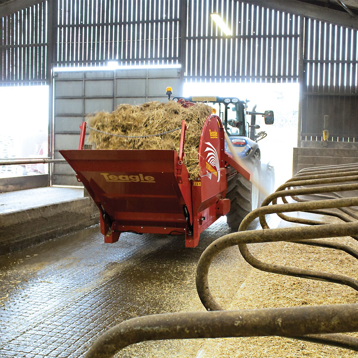 Straw shortage means farmers must be efficient with straw use over the winter months
