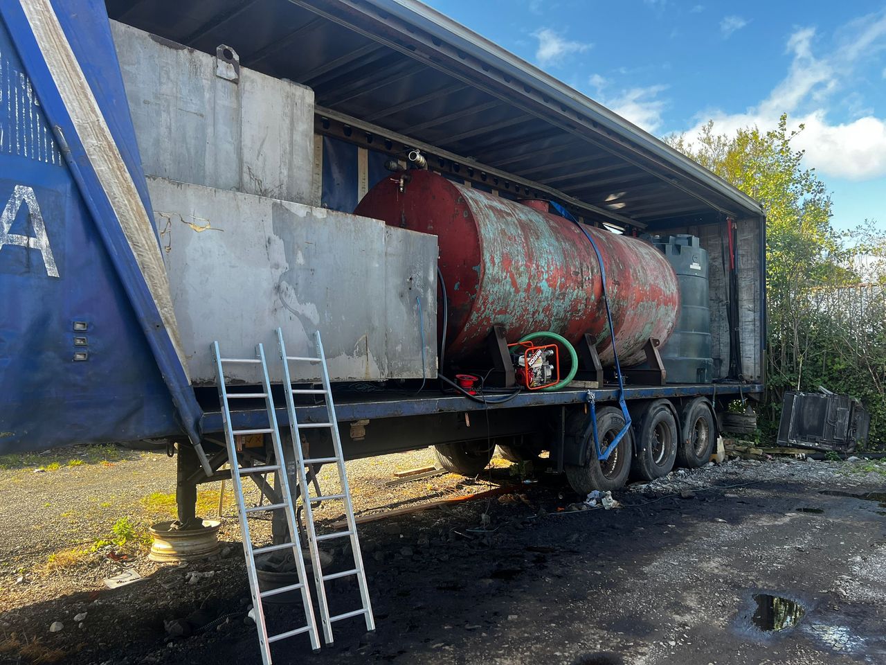 Vehicles seized at suspected fuel laundering plant in Co. Fermanagh