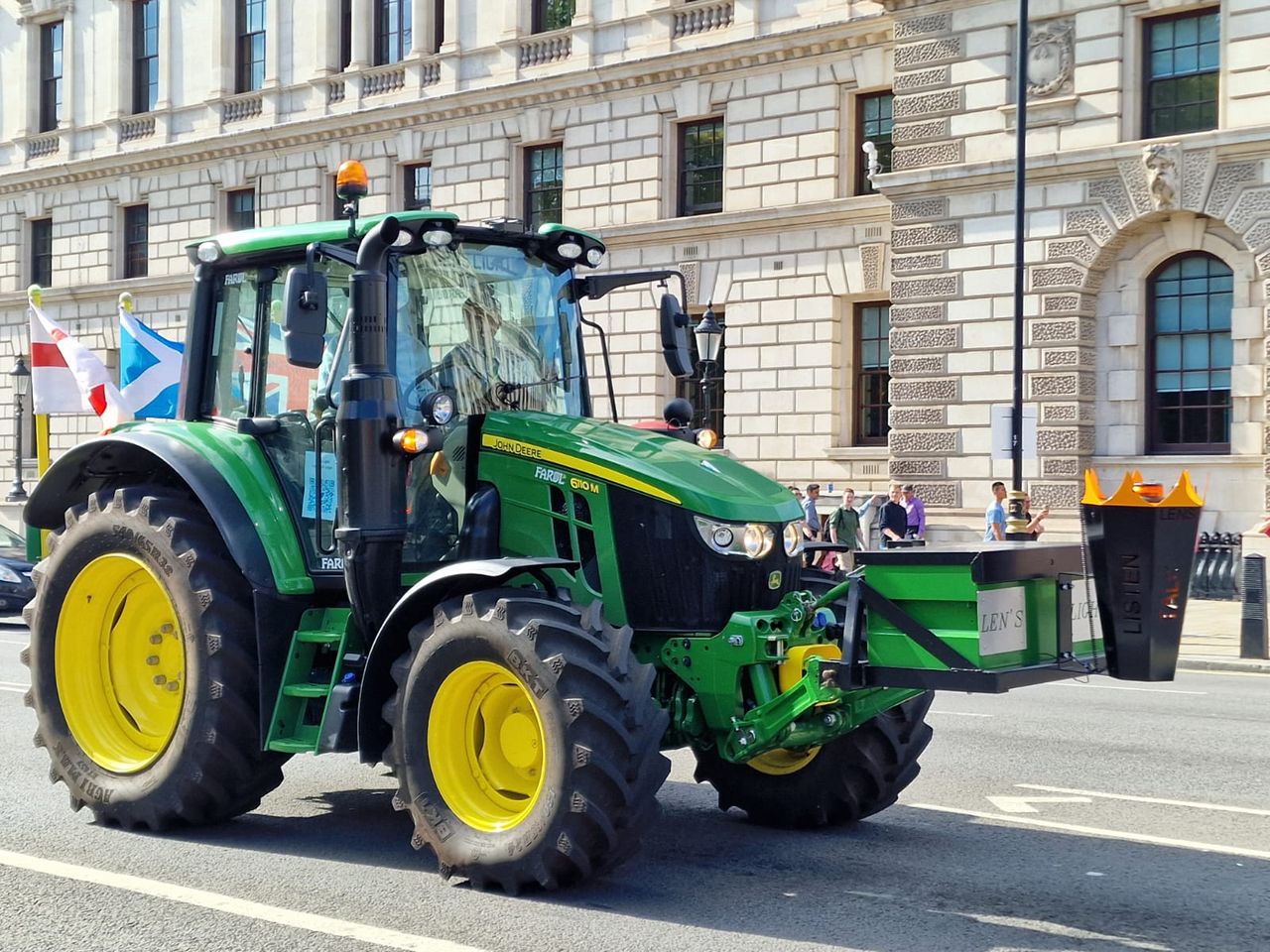 Minister drives tractor to Westminster in support of Len's Light