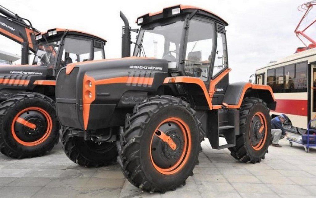 Was this Russia’s answer to the JCB Fastrac?