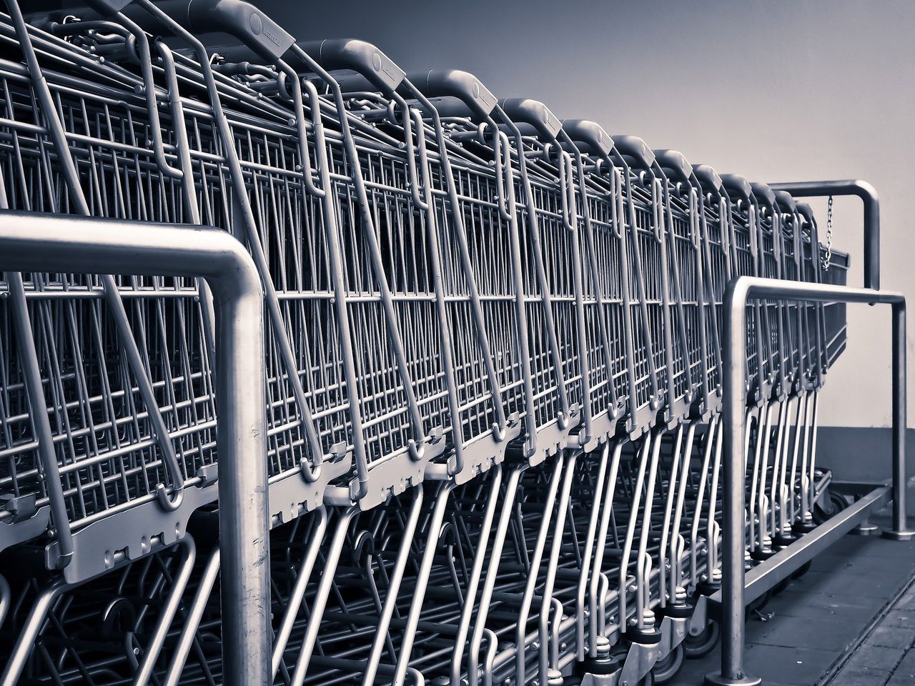 Food inflation reaches record highs