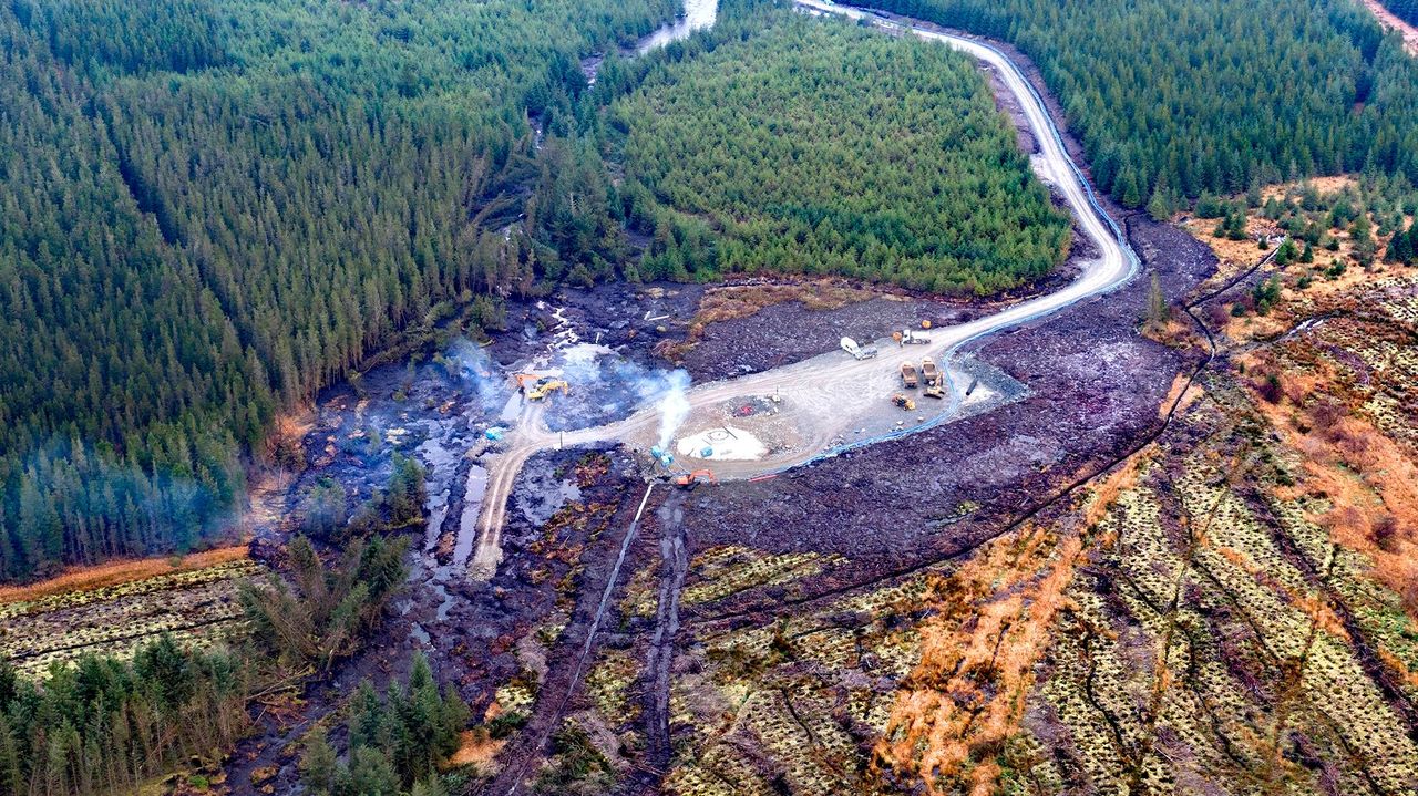 Criminal investigation launched into north-west landslide