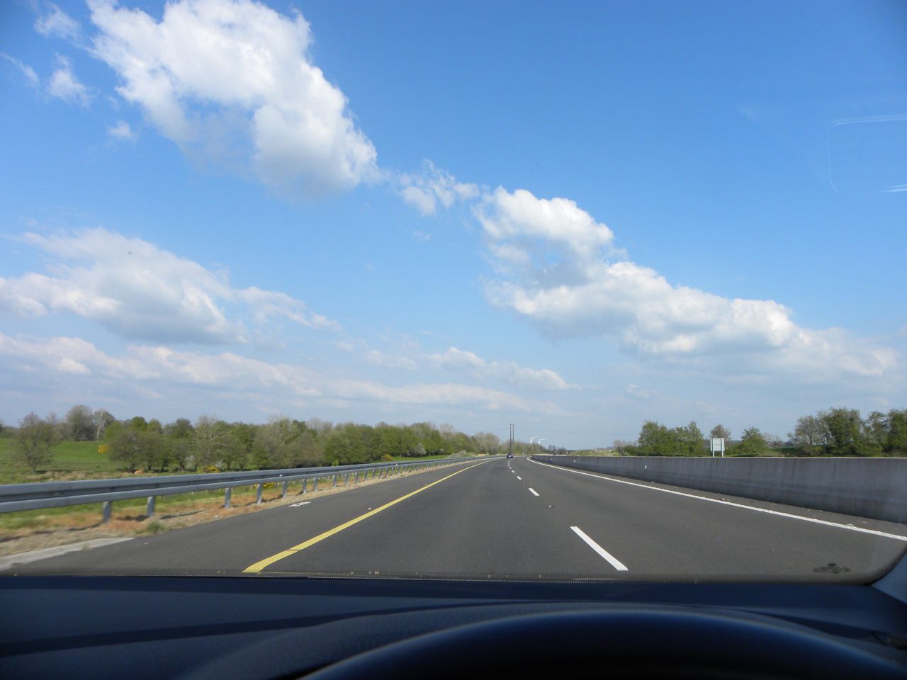 It's legal to drive a tractor and trailer on the motorway (but there's a catch!)