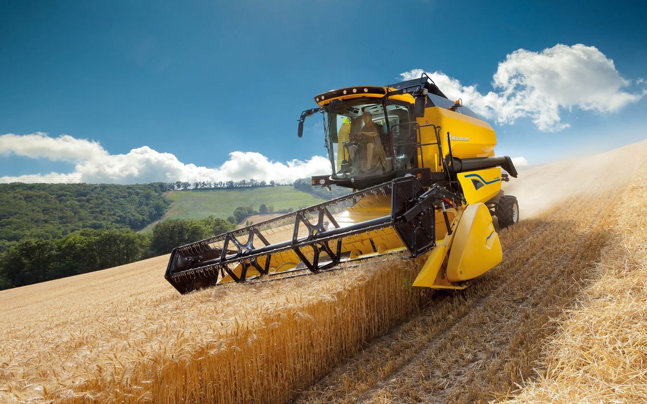 New Holland upgrades its straw walker combines