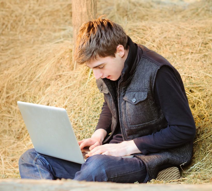 Lack of rural broadband to cause 'digital divide'