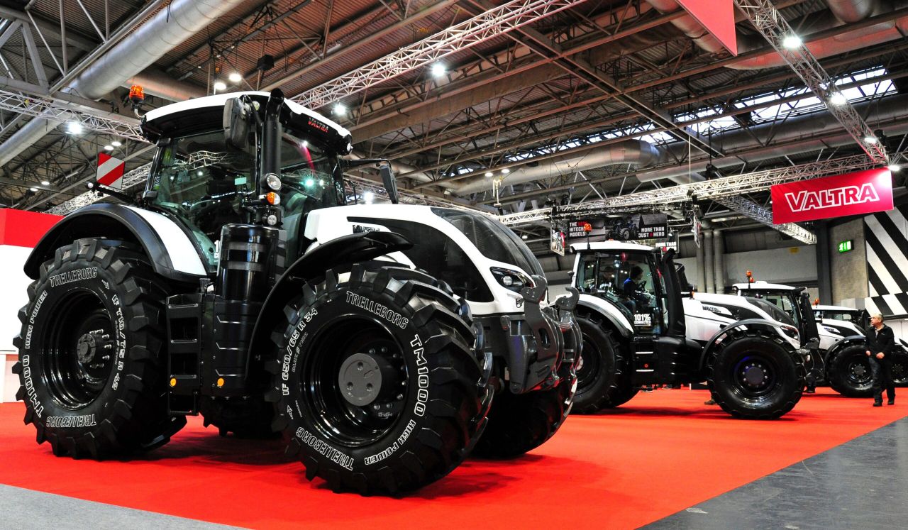 LAMMA 2019: Valtra has an all-new engine in the offing