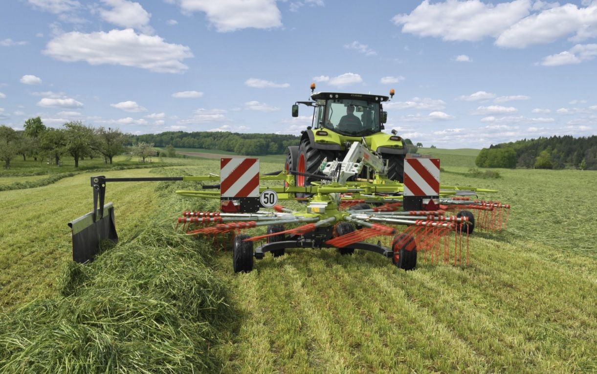 New Claas swather compact on the road and flexible in the field