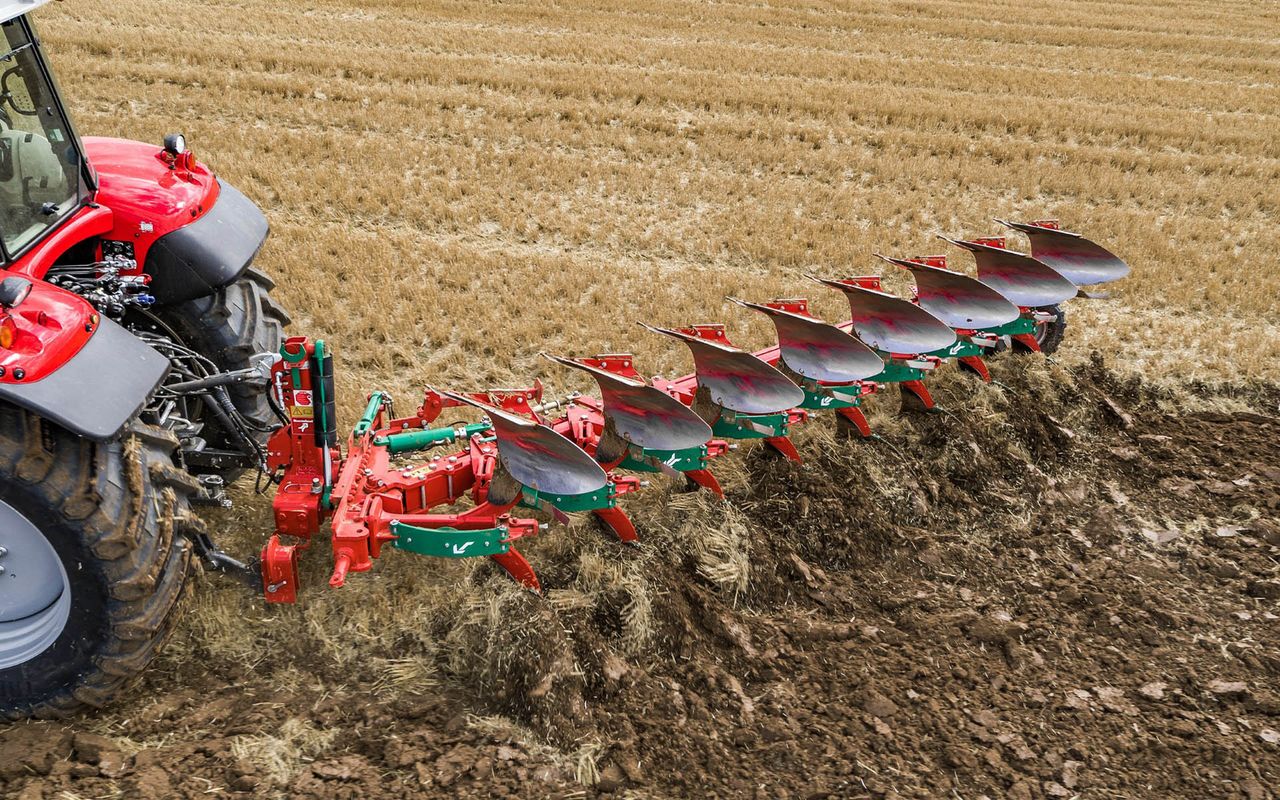 Kverneland launches Ecomat ploughs for smaller tractors