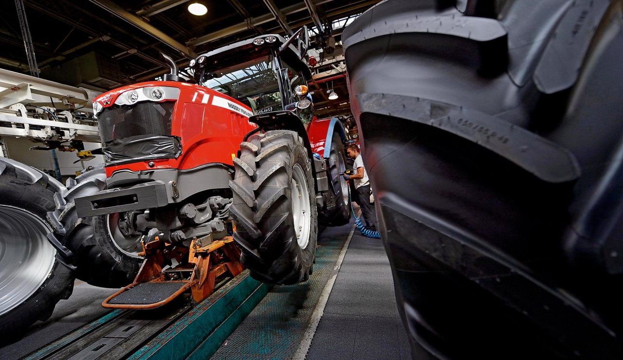 Major accolade for Massey Ferguson’s French tractor factory