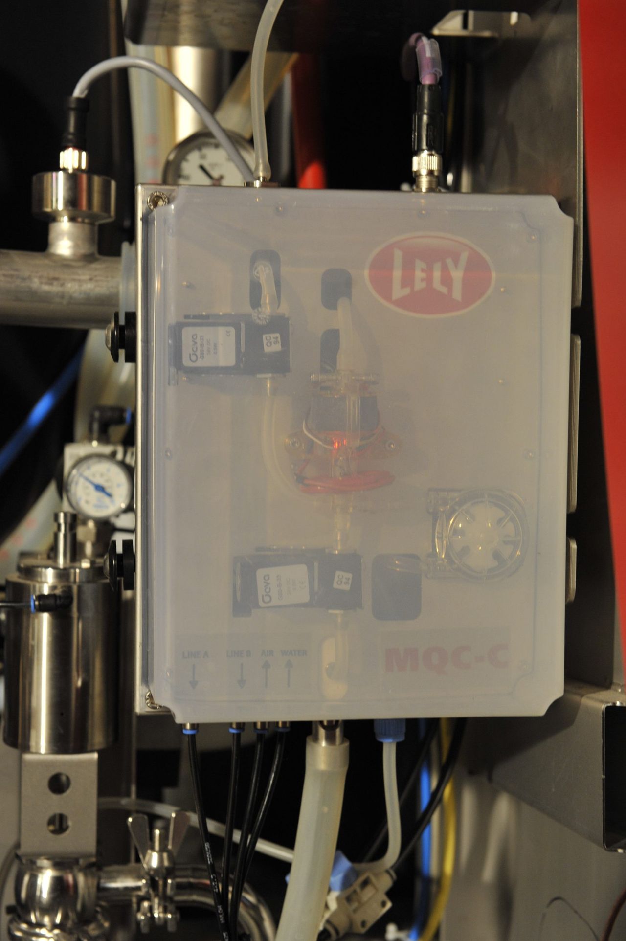 Smart milk sampling designed to reduce mastitis costs