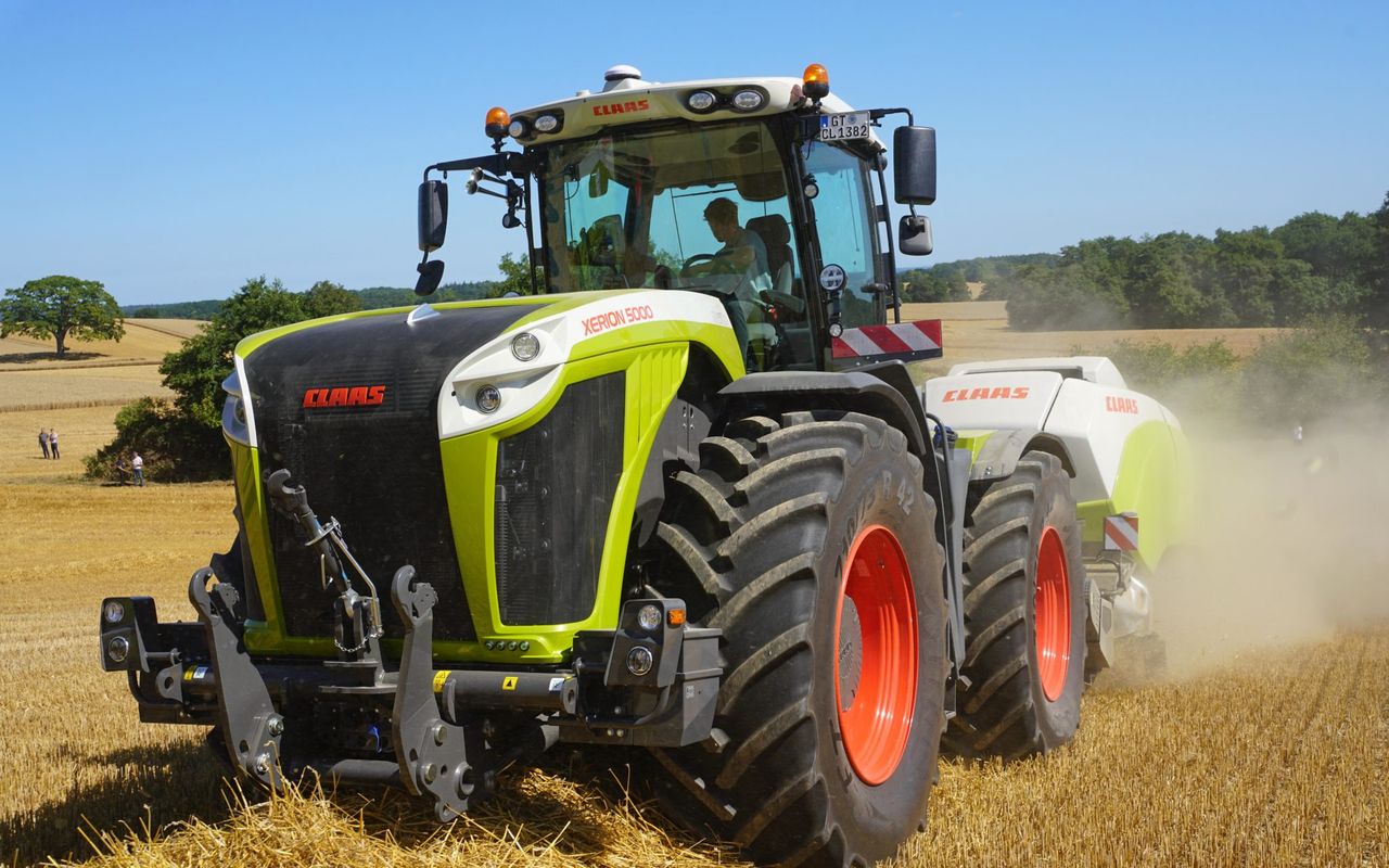 Machinery Focus: 25 years of Claas Xerion and its revolving cab