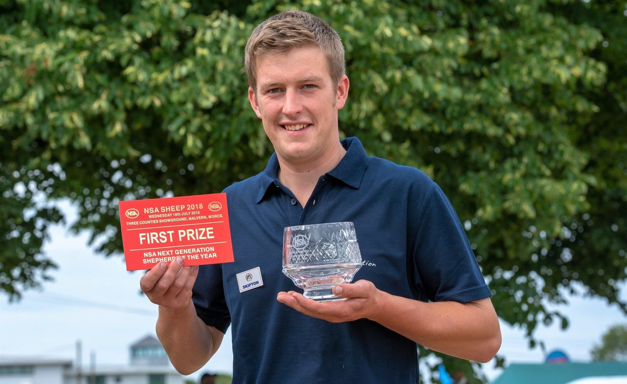 Young Lancashire shepherd takes £1,000 prize money in Sheep Event national final