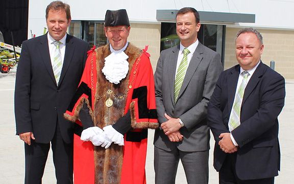 Jan-Hendrik Mohr (far left) at the opening of the Claas used tractor facility in Saxham 2014