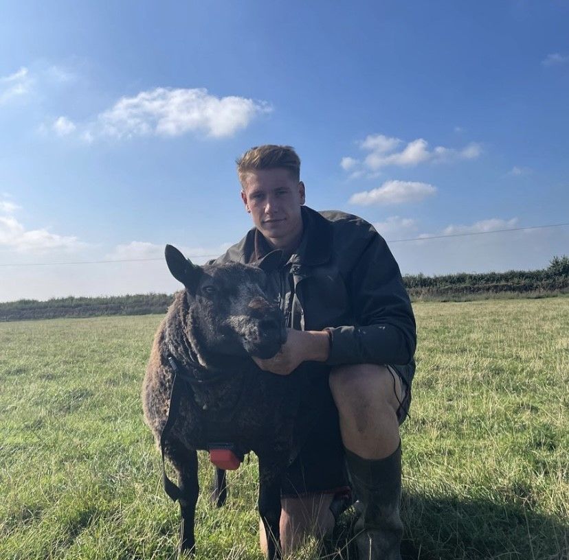 Buckinghamshire farmer to star in Love Island