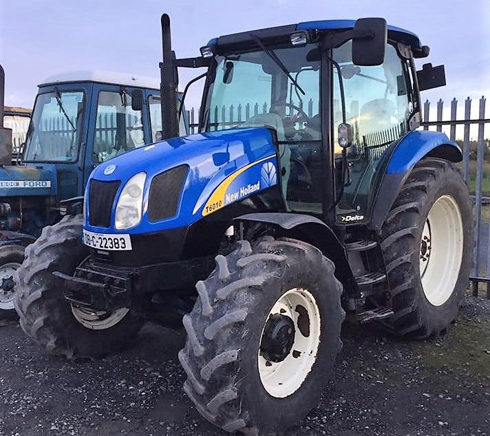 Auction report: 2017 review of tractor prices at monthly midlands sale