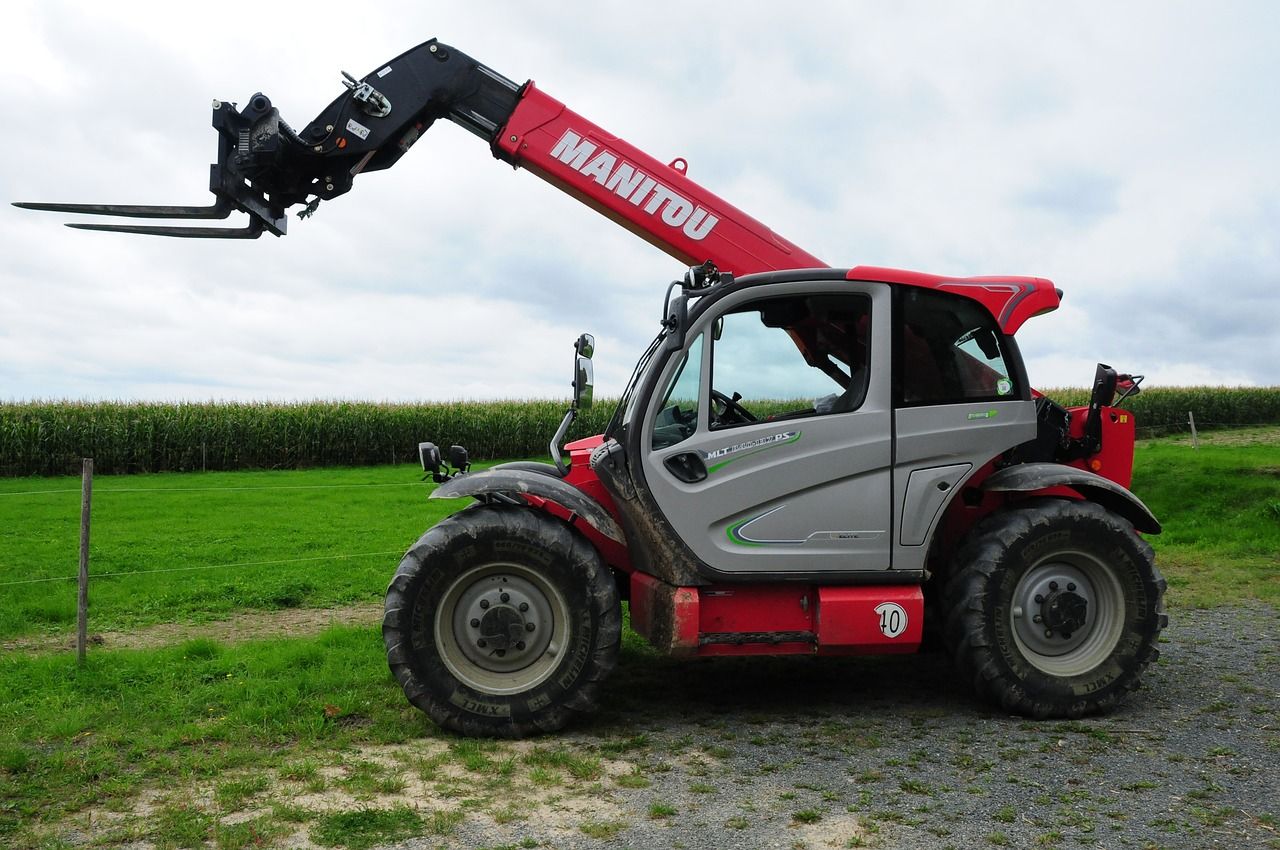 78-year-old farmer fined after roofer dies from forklift fall