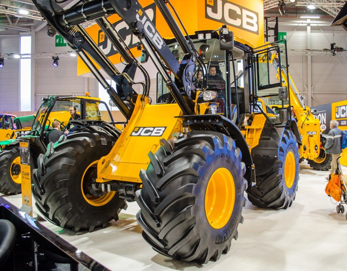 SIMA 2017: New JCB 419S reaches out to contractors