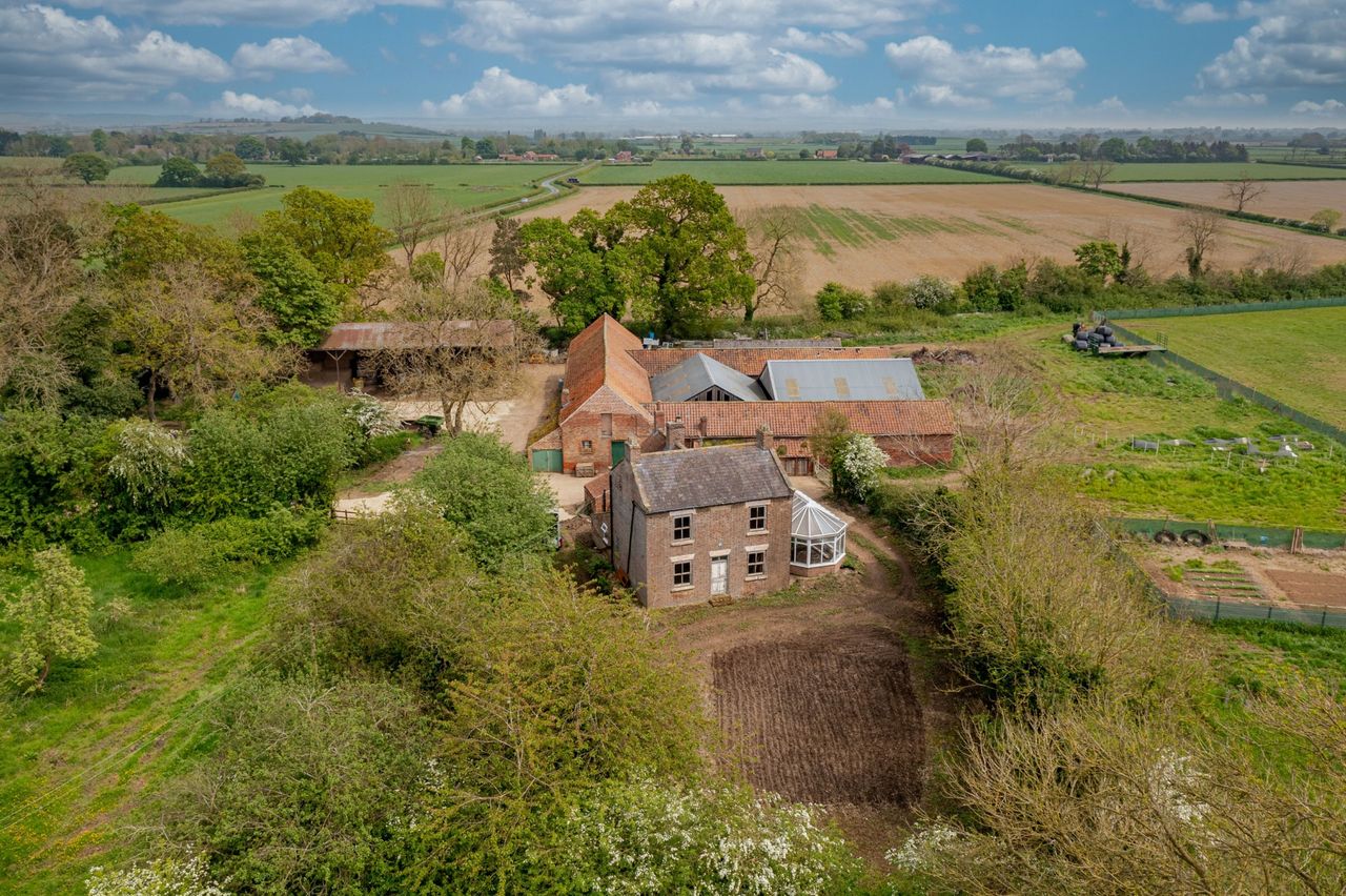 Salton Grange comes to the market with 30ac of arable land