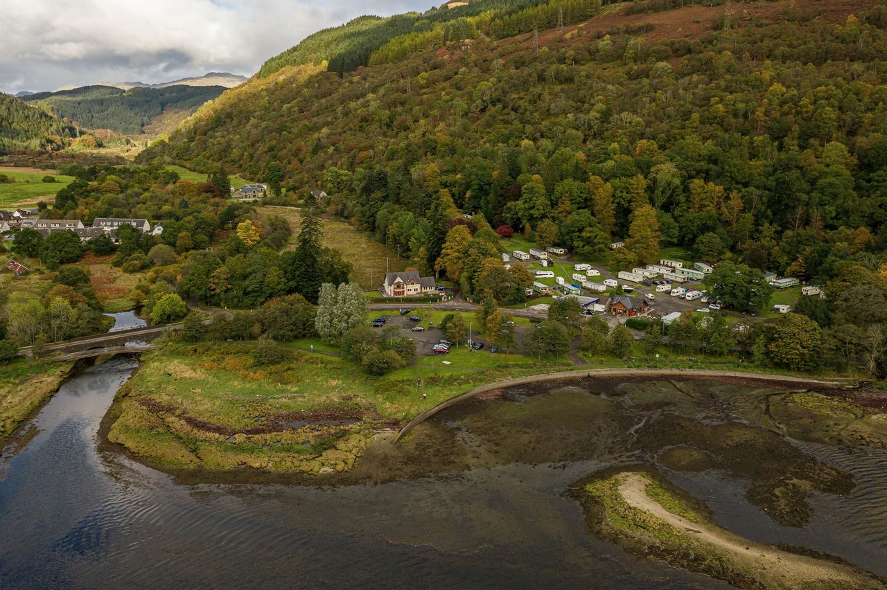 4.3ac site for sale in Scotland with active car park