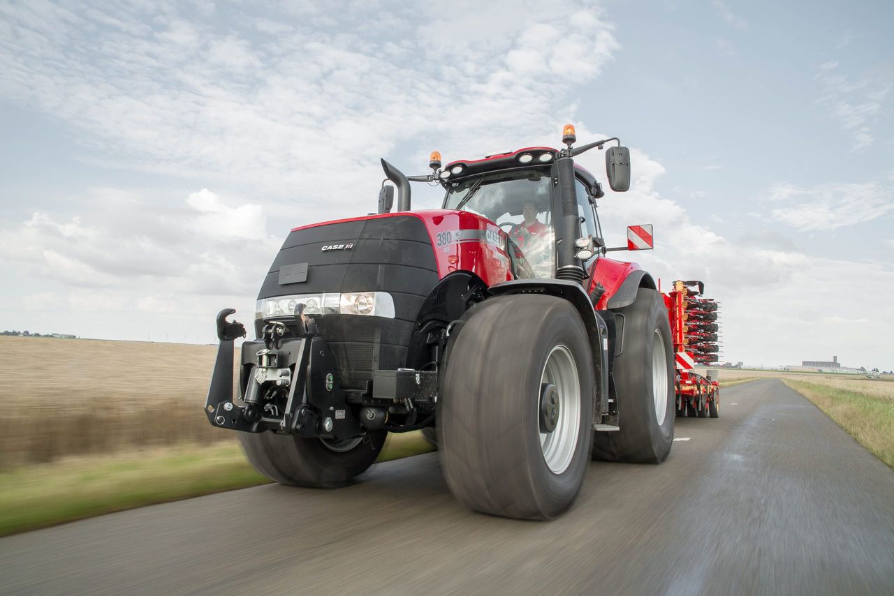 Case IH presents the new Magnum CVX