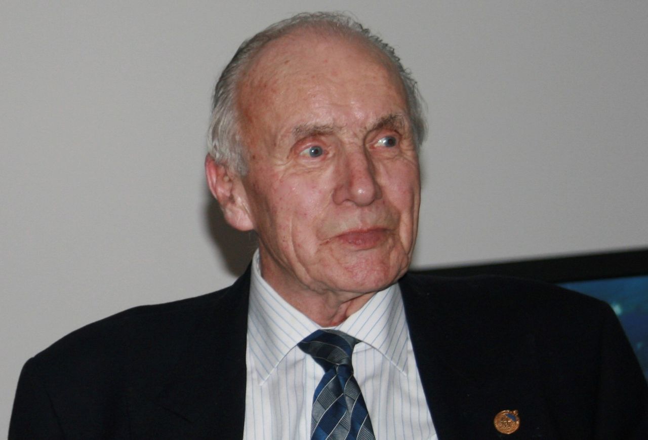 Scottish dairy farmer wins 'Lifetime of Achievement' award