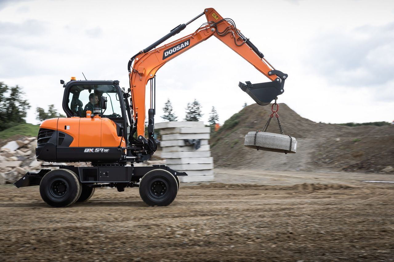 Rock and ‘roll’: Doosan unveils new wheeled excavator