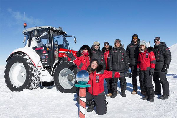 Massey Ferguson team reaches South Pole in tractor tracks of Edmund Hillary