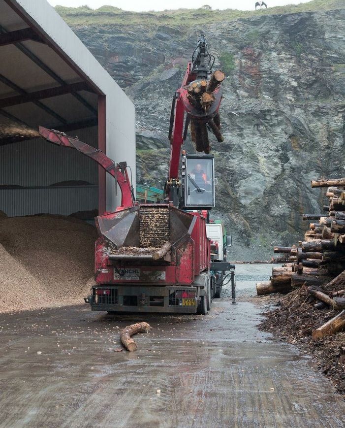 Biomass can reduce business heating costs by 50%