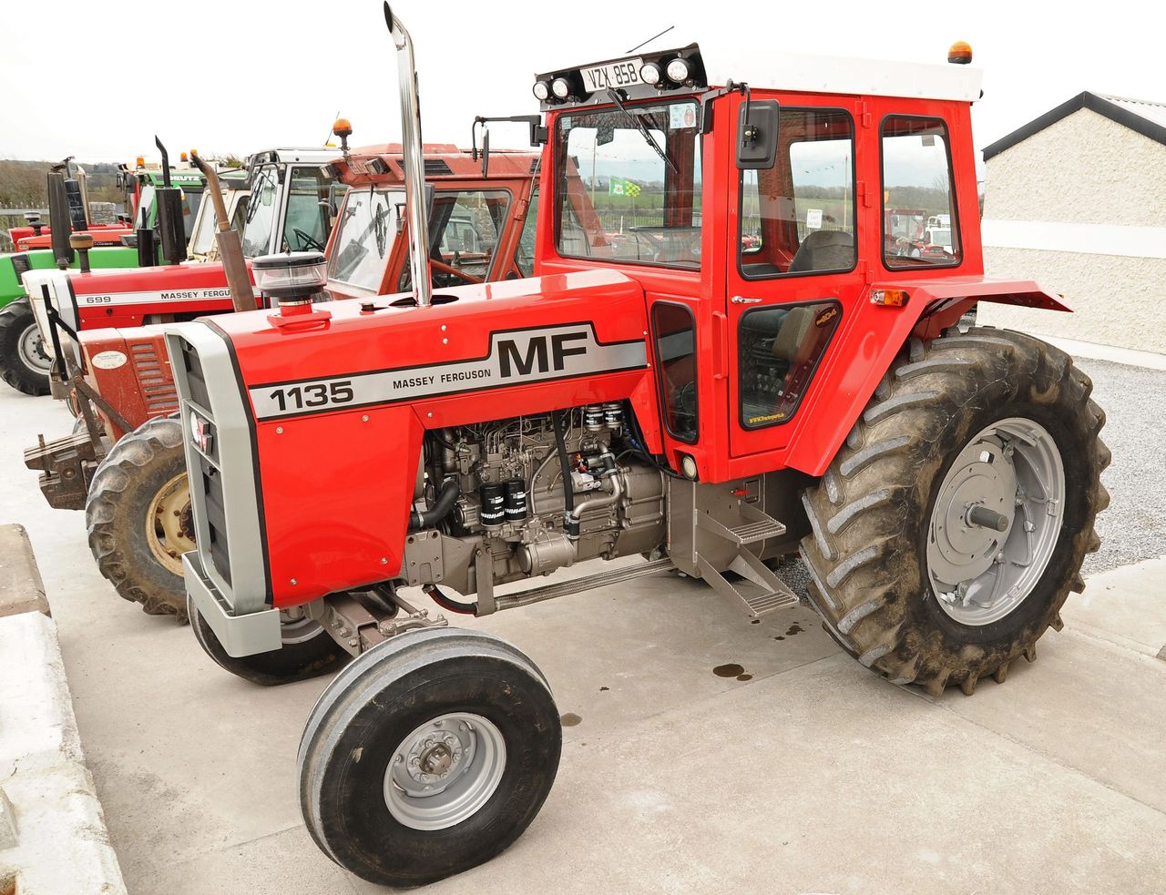 Pics: 'Red' beast one of many classic show-stoppers in Co. Kerry