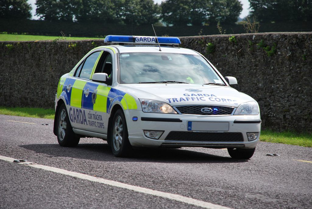 Land Cruiser and trailer stolen in farmyard raid