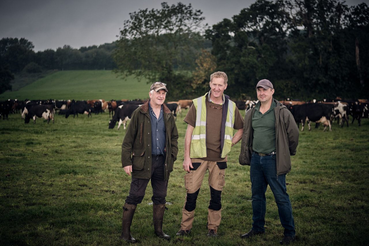 AHDB launches first three new strategic dairy farms