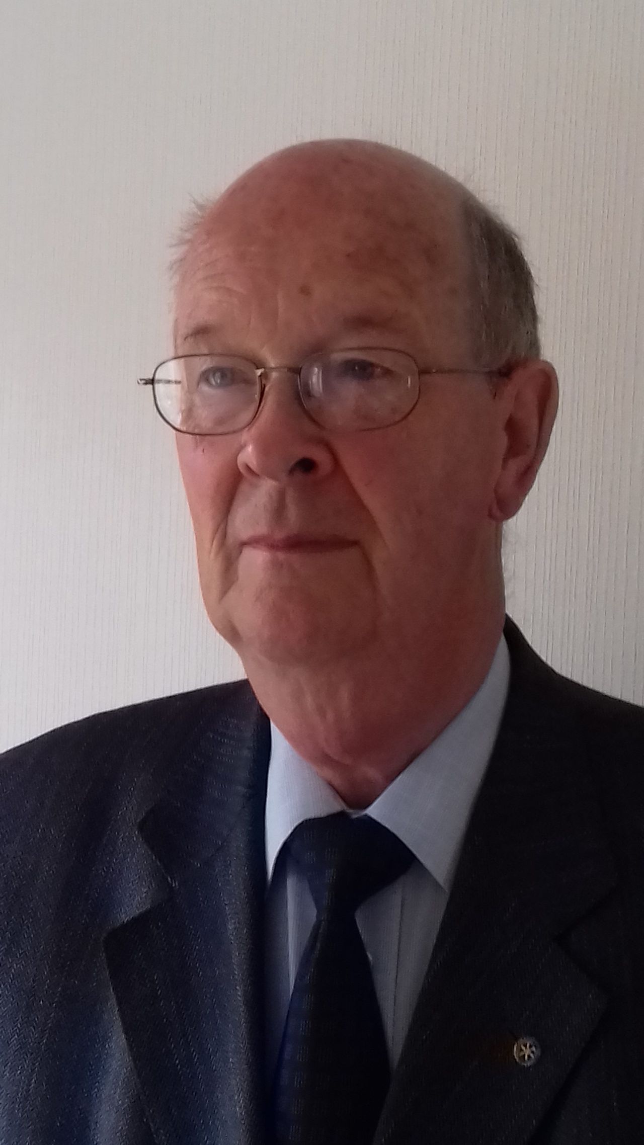 Former UK Chief Veterinary Officer wins David Black award for 2021