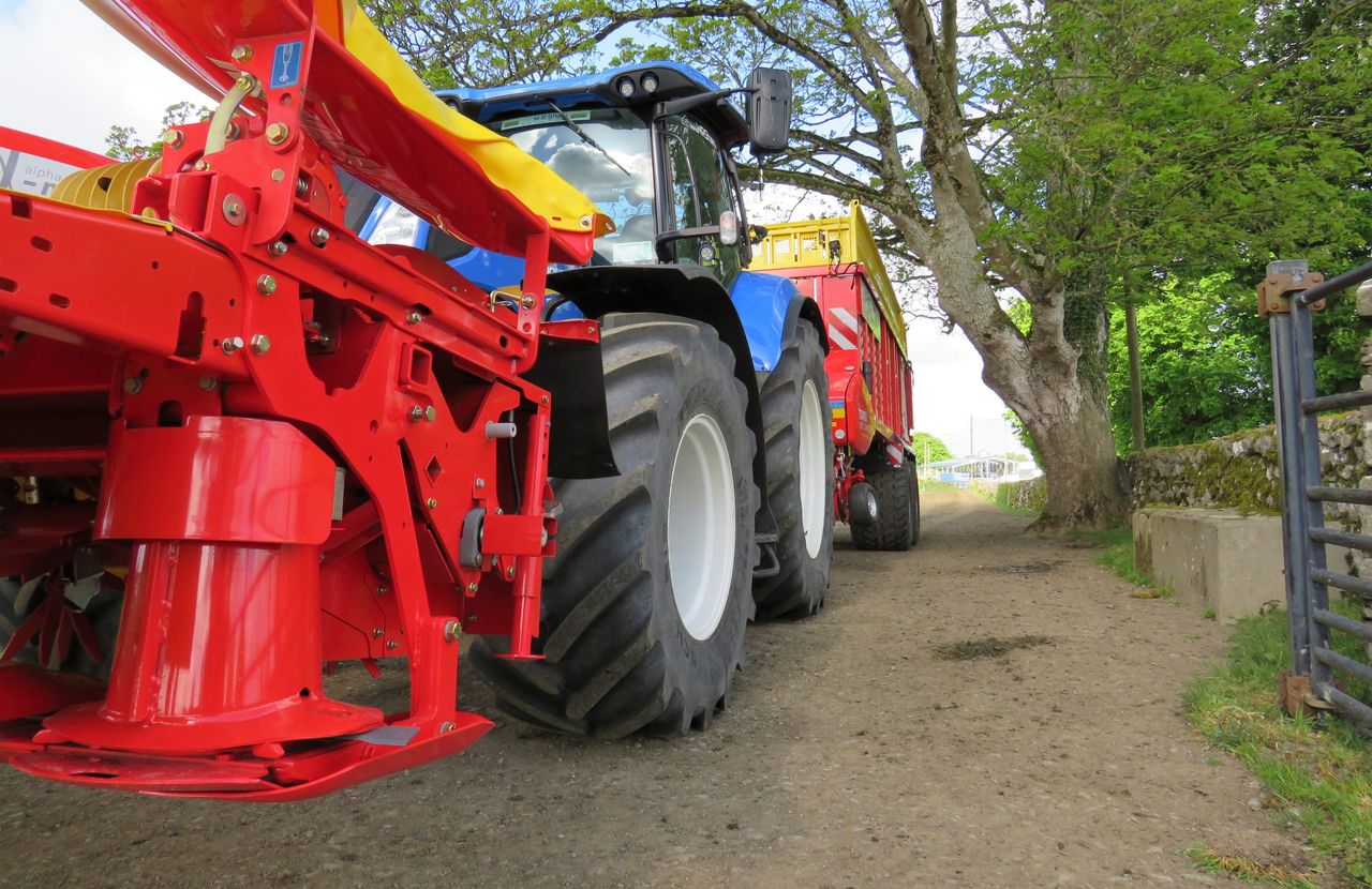 Machinery rolls into Gurteen College to prep for 'Grass & Muck'