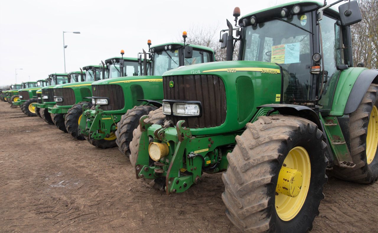 Auction report: ‘Green’ highlights from January’s Cambridge tractor sale