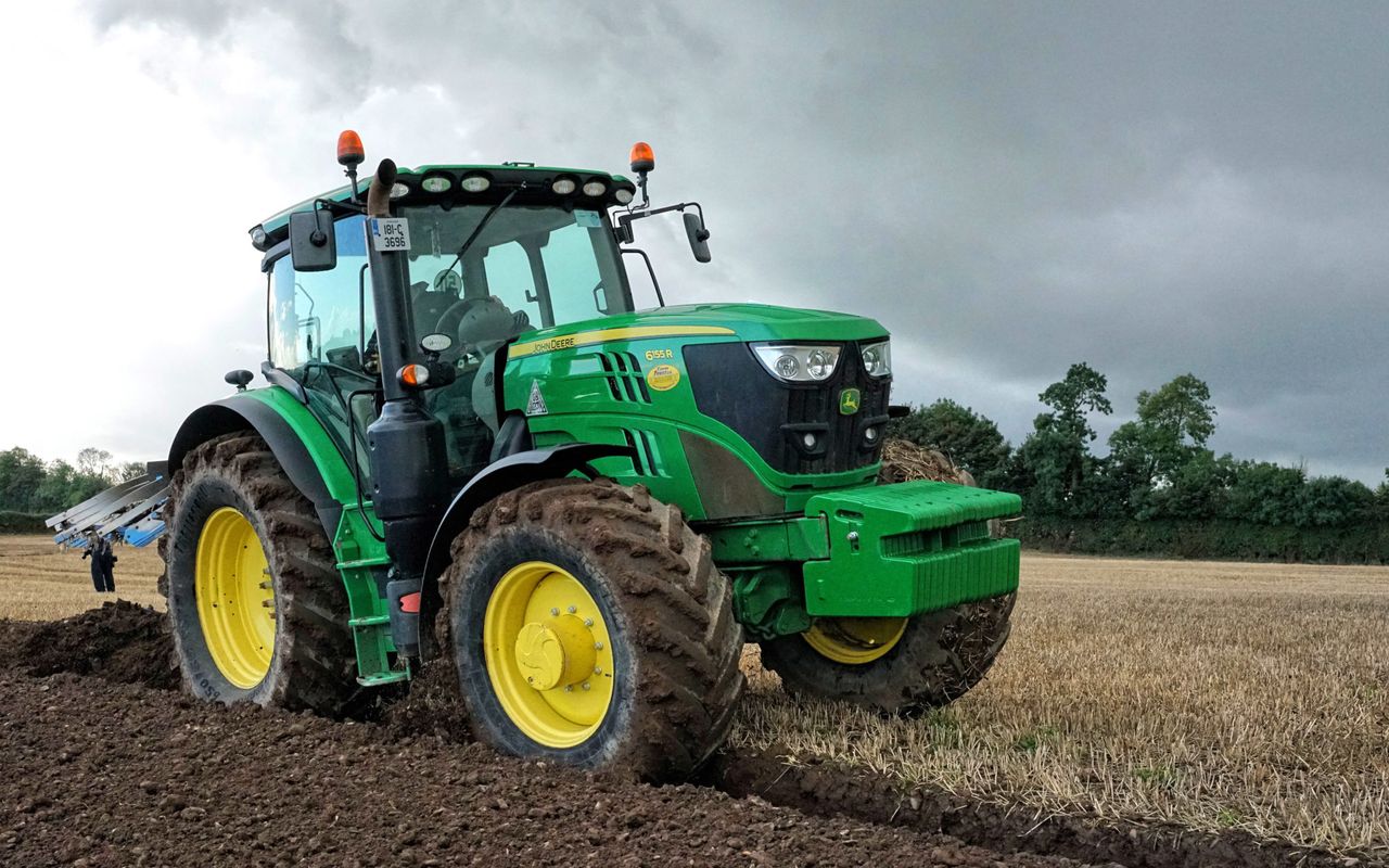 John Deere gives US customers the ‘right to repair’