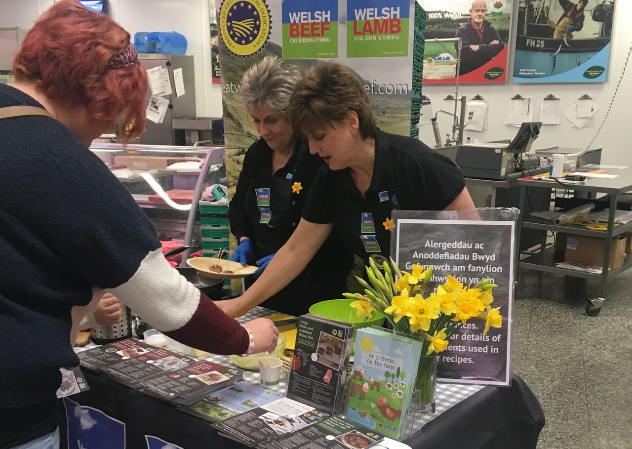 HCC targets large supermarkets in GB market push