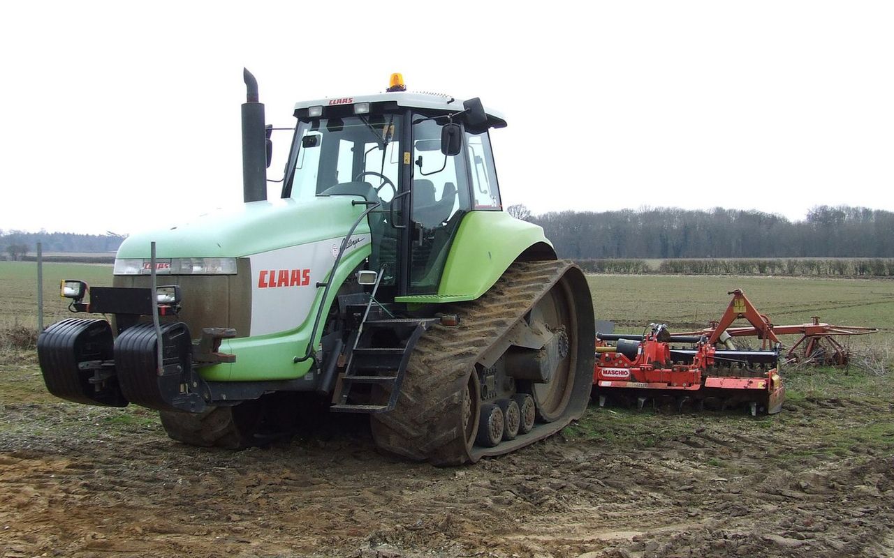 The Claas Challenger was a Caterpillar in in the Germany company’s livery