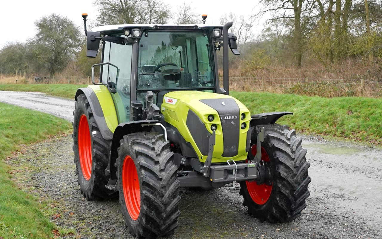 Brand new Claas Axos 3 range purposed for stock farmers